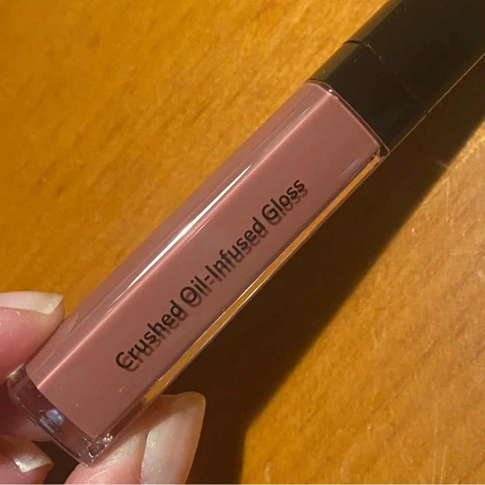 Bobbi Brown Crushed Oil-Infused Gloss Force of Nature Lip Gloss